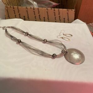 Chic Silver Pendant Necklace Set